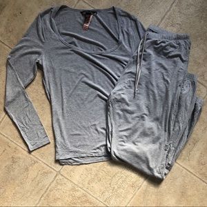 | VICTORIA’S SECRET | Pajama Set